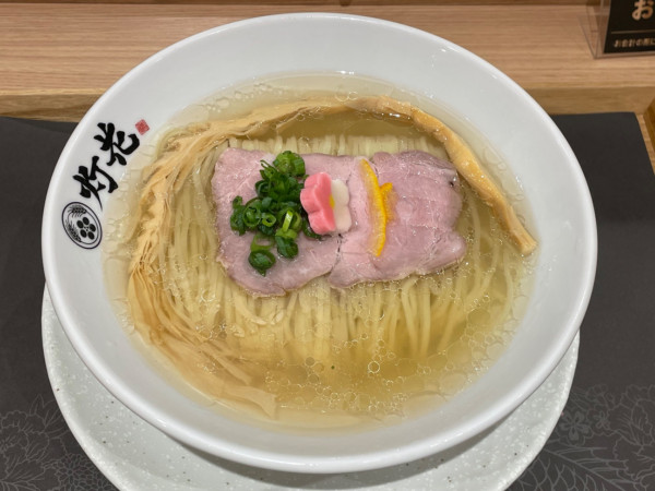 「鯛塩そば　￥９１３」@鯛塩そば 灯花 イオンモール大高店の写真