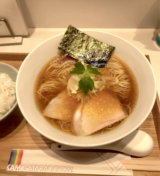 「地鶏生醤油ラーメン（1500円）」@上方レインボーの写真