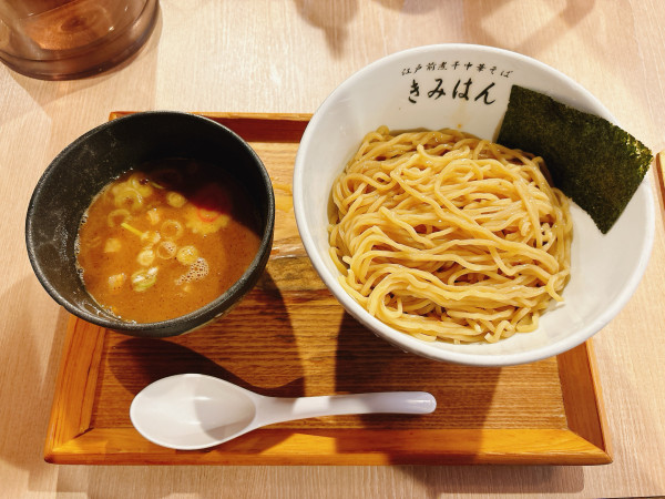 「梅香る煮干つけ麺」@江戸前煮干中華そば きみはん 梅田店の写真