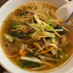 辛いザーサイソバ　880円