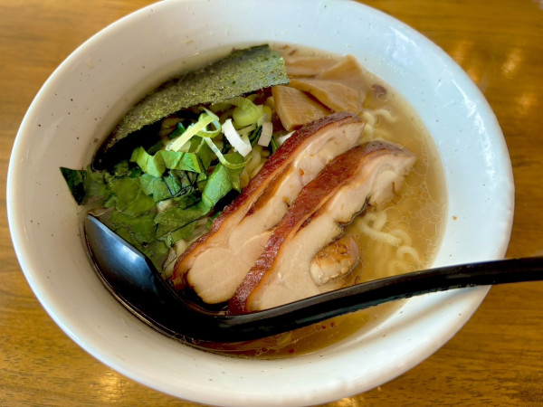 「こく塩鳥そば」@ラーメン浜ねっこの写真