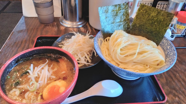「つけ麺大盛」@満月 豊栄店の写真