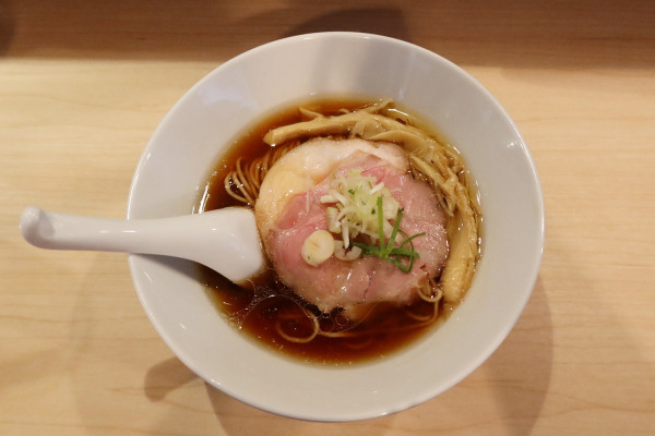 「醤油らぁ麺¥900」@麺屋 律の写真