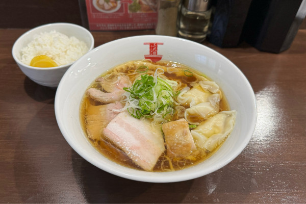 「わんたんラーメン¥1100、ごはん¥150」@二代目ラーメンの写真