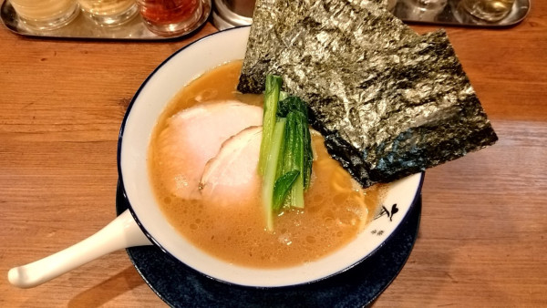「ラーメン_1000円」@豚骨 蒼翔の写真
