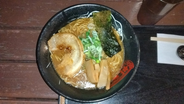 「濃厚豚骨醤油らーめん_890円」@金澤濃厚豚骨ラーメン 神仙の写真