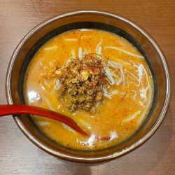 辛味噌らーめん(990円)