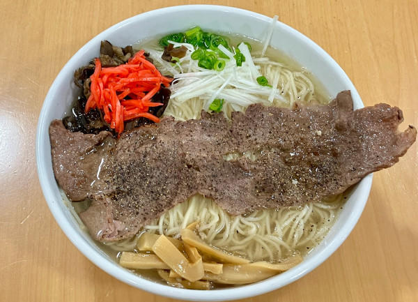 「〔期間限定〕炙り前沢牛ラーメン 大盛」@陸奥屋の写真