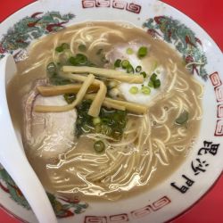 ラーメン750円