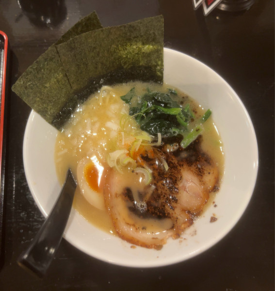 「黒ラーメン」@麺処 ばん屋の写真