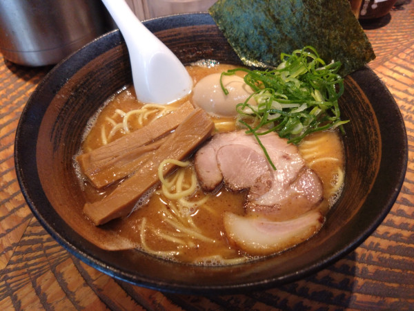 「らーめん」@らーめん 瞠 恵比寿店の写真