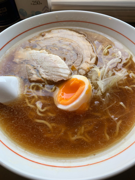 「中華そばしょうゆ(細麺)」@中華そば 縁日 本店の写真
