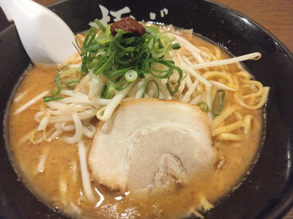「極上みそ太麺 麺大盛り」@新和歌山らーめん 極ジョーの写真