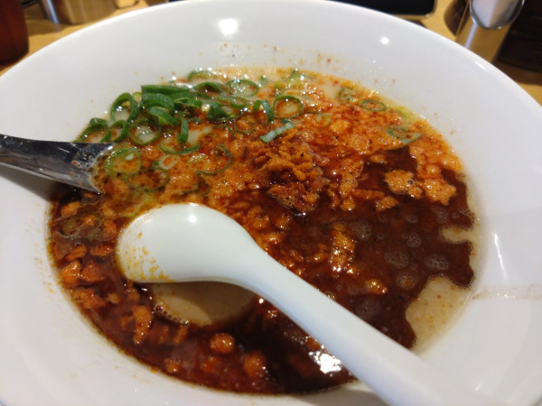 「極からか麺 味玉、替玉」@一風堂 浜松町スタンドの写真