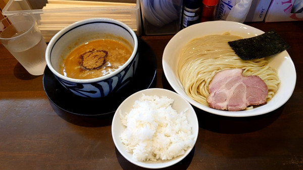 「鳥豚魚介つけめん」@ラーメン ますだやの写真