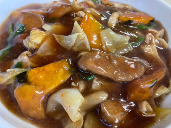 「スタミナ冷し大盛りホルモンプラス」@スタミナラーメン 昭和軒 33通り店の写真