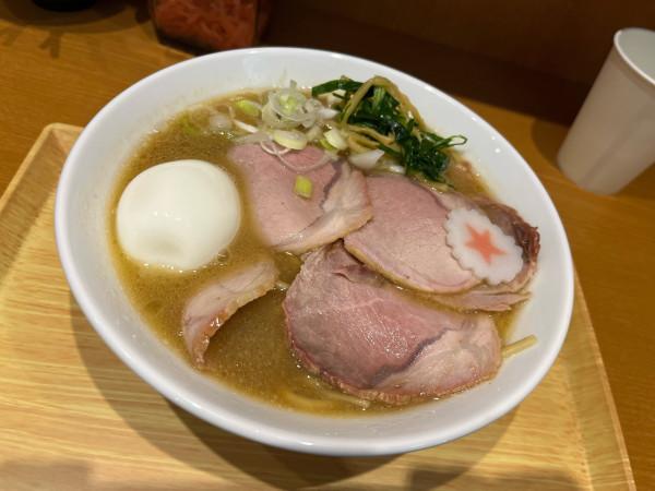 「醤油マッスルラーメン（ポーク）880円」@スターマッスルの写真