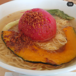 トマトラーメン
