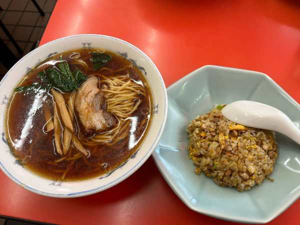 「半チャンラーメン920円」@中華そば 成光の写真