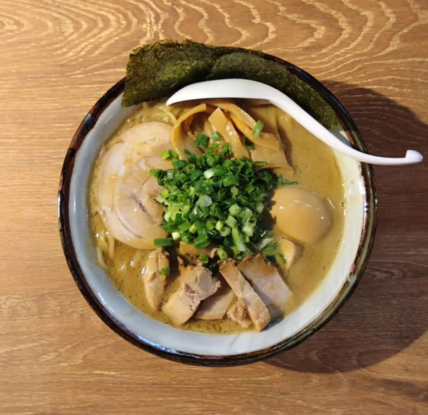 「得製らーめん 麺大盛り」@風雲児 東京ラーメン横丁店の写真