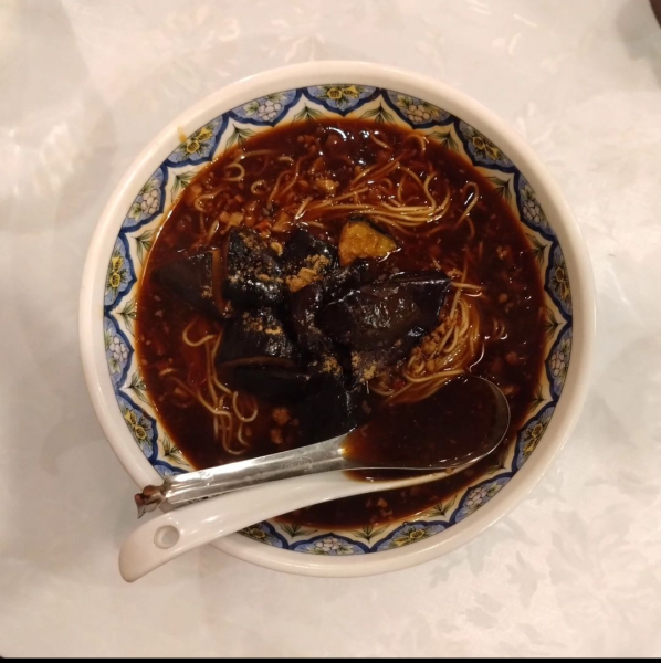 「麻婆茄子ラーメン」@中国ラーメン 揚州商人 新横浜店の写真