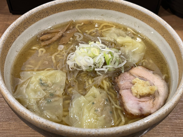 「味噌（大盛）＋ワンタン」@らーめん 福籠の写真