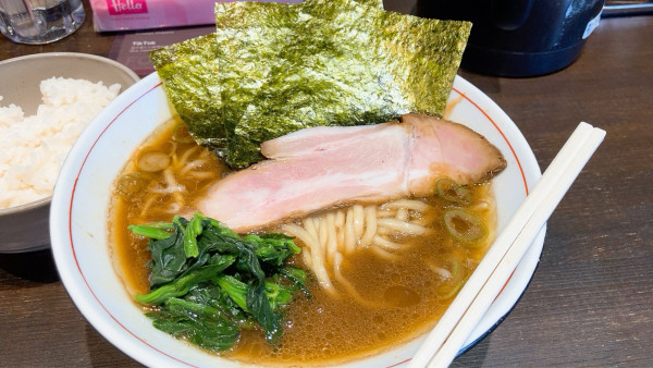 「家系らーめん」@横浜家系ラーメン つき家の写真