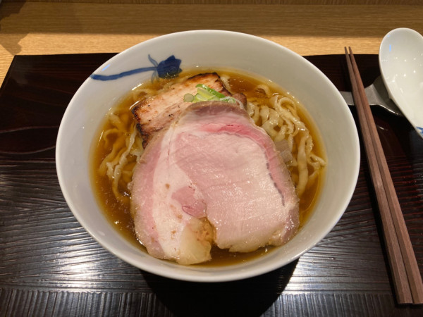 「醤油」@麺 みつヰの写真