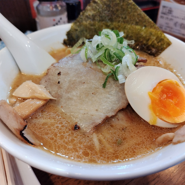 「札幌味噌ラーメン880円」@さっぽろラーメン 熊田鉄男の写真