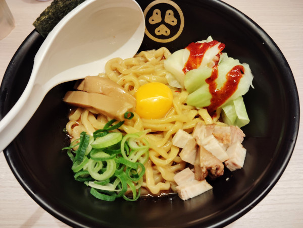 「濃厚豚骨まぜそば」@TOKYO 豚骨 BASE MADE by 博多一風堂 ecute品川サウス店の写真