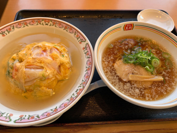 「天津飯ラーメンセット」@餃子の王将 大宮南中野店の写真