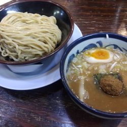 濃厚つけ麺(950円)