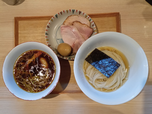 「特製醤油つけ麺」@中村麺三郎商店の写真