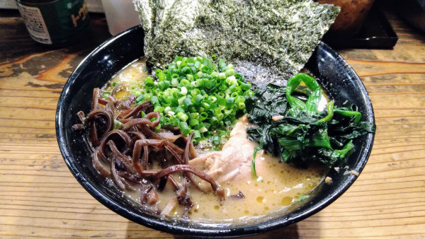 「塩ラーメン(味濃いめ･麺硬め)+海苔(クーポンサービス)」@家系ラーメン クックらの写真