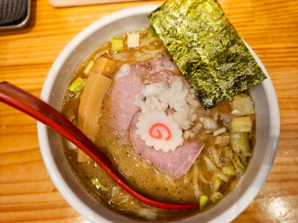 「煮干中華そば」@煮干中華そば 無双の写真