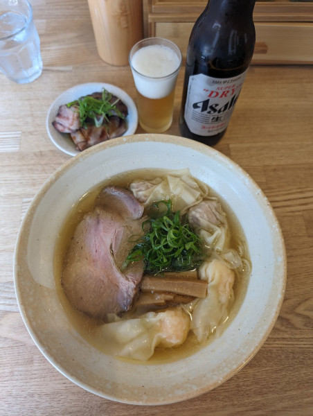 「肉・海老ワンタン麺【白】【各2ケ】＋おつまみチャーシュー＋ビール」@DURAMENTEIの写真