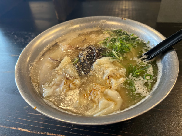 「ワンタン麺」@博多ラーメン はりがね 舟入本町店の写真