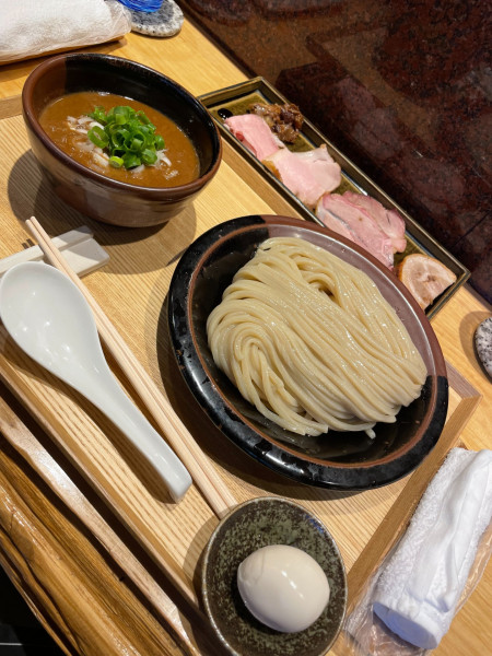「つけめん大+特選全部乗せ(味玉)+おかわり全粒粉」@中華蕎麦 とみ田の写真