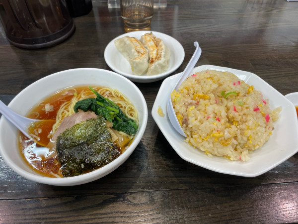 「Aセット + 餃子」@東京亭 昭島店の写真