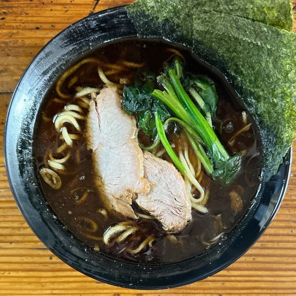 「家系ブラック」@ラーメン一䤚の写真