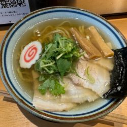 貝出汁塩らぁ麺＋ミニ海鮮丼セット　1300
