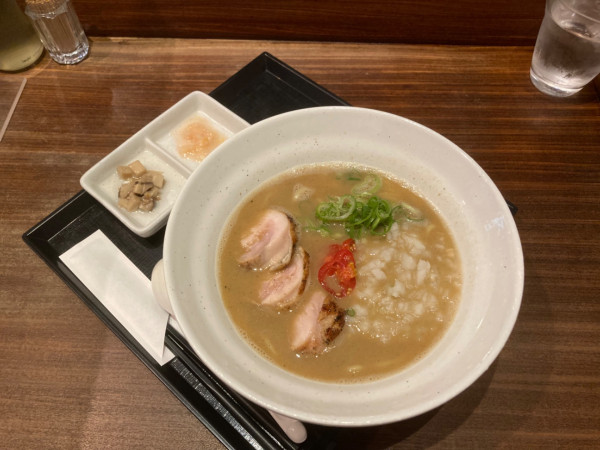 「鶏煮干しらぁめん　1100円」@麺や いま村の写真