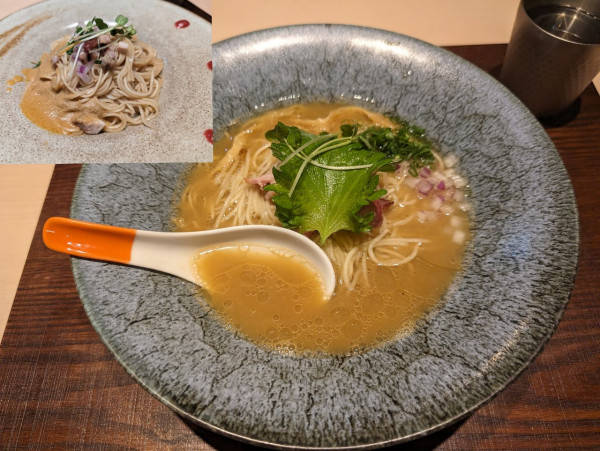 「松葉蟹の蕎麦+鮟肝蕎麦」@与しおかの写真