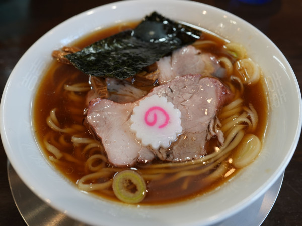 「東京醤油ラーメン」@自家製麺 うるちの写真
