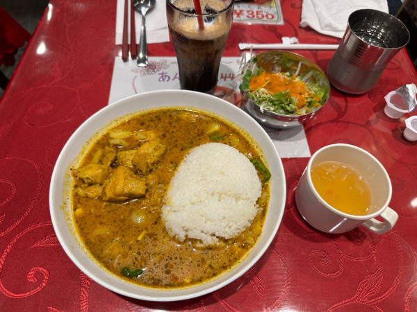 「スープカリーセット825円」@スターサンジ LABI1高崎店の写真