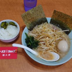 背脂ネギラーメン＋味玉＋半ライス
