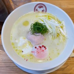 白トリュフ鶏白湯らーめん＋ねぎ