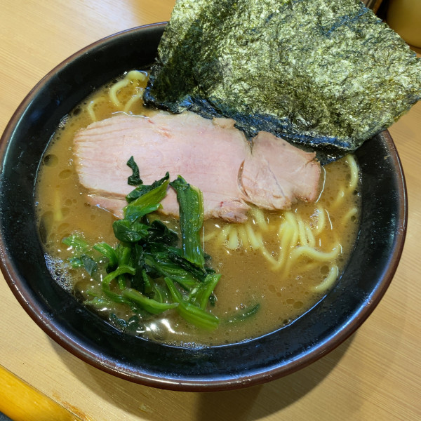 「ラーメン（並）880円」@輝道家直系 皇綱家の写真