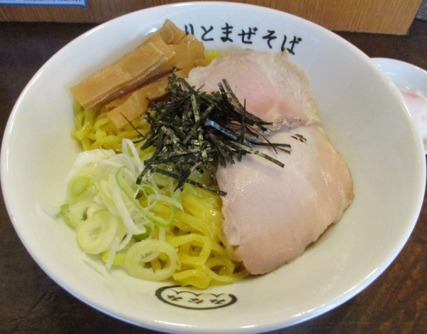 「混ぜそば大盛温玉 750円」@混ぜそば みなみの写真