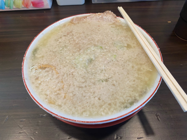 「背脂らーめん　脂多め」@背脂らーめん 背脂チャチャチャの写真